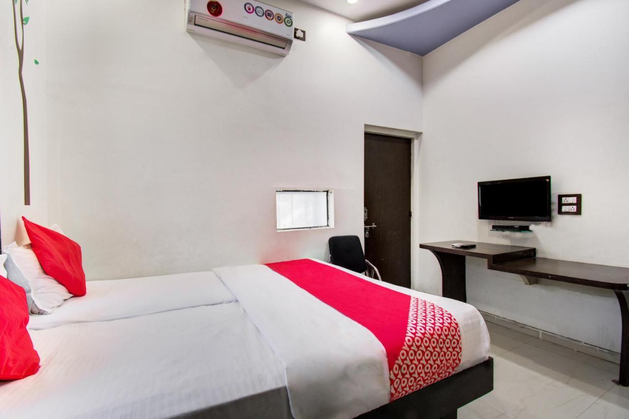 Oyo 11548 Hotel Mrunal Palace Aurangabad  Eksteriør bilde